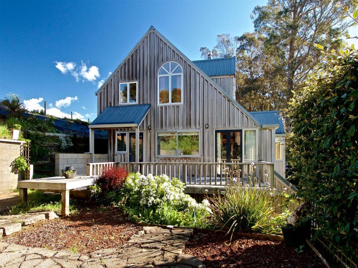 Ducks Crossing - Ohakune Holiday Home מראה חיצוני תמונה